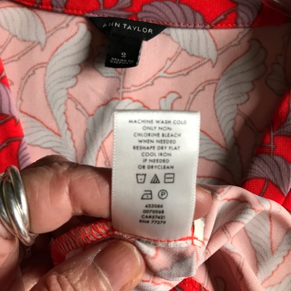 Ann Taylor wrap around dress - Picture 7 of 8